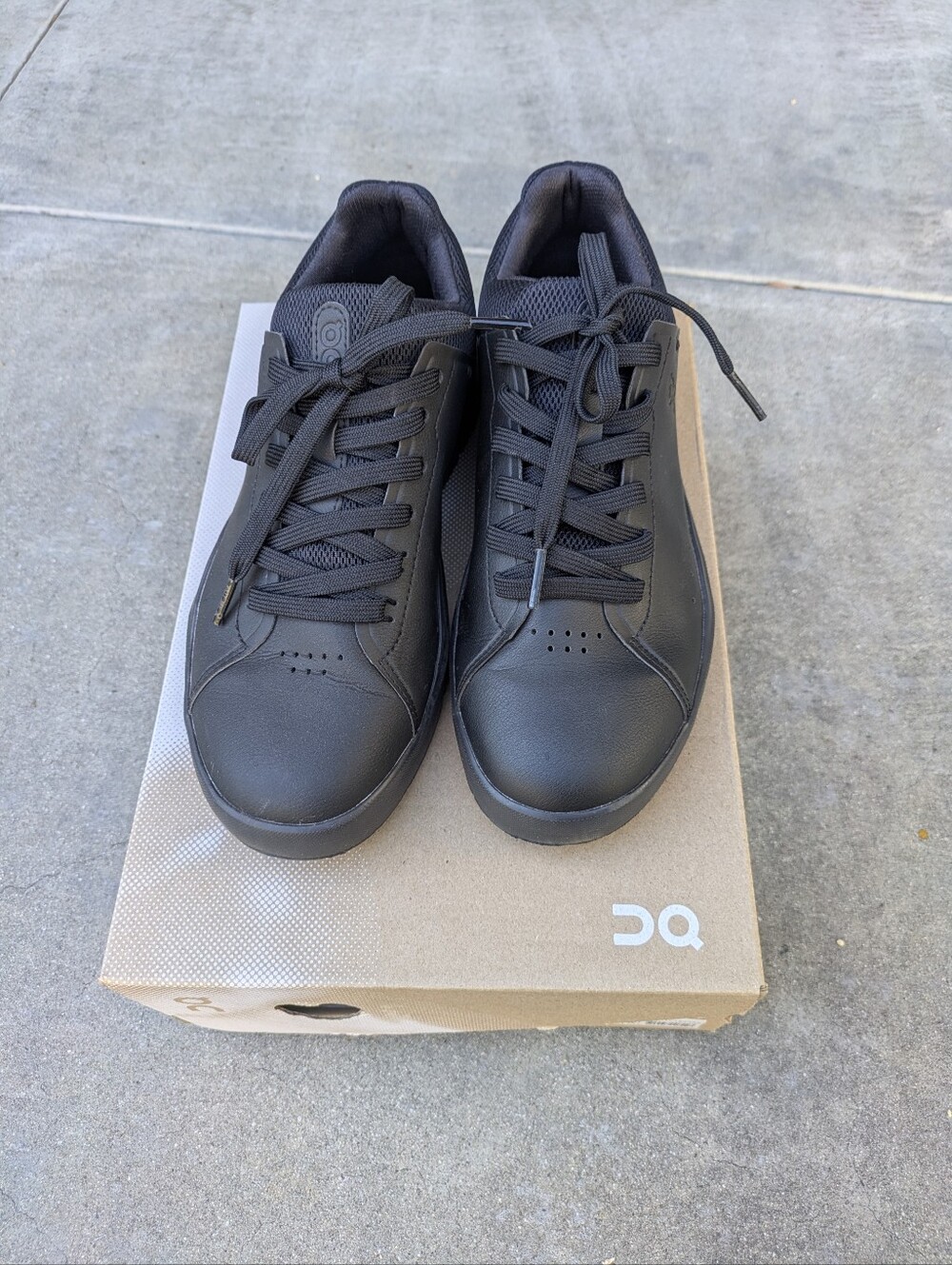 On Clouds The Roger Advantage, All Black, Size 7.5